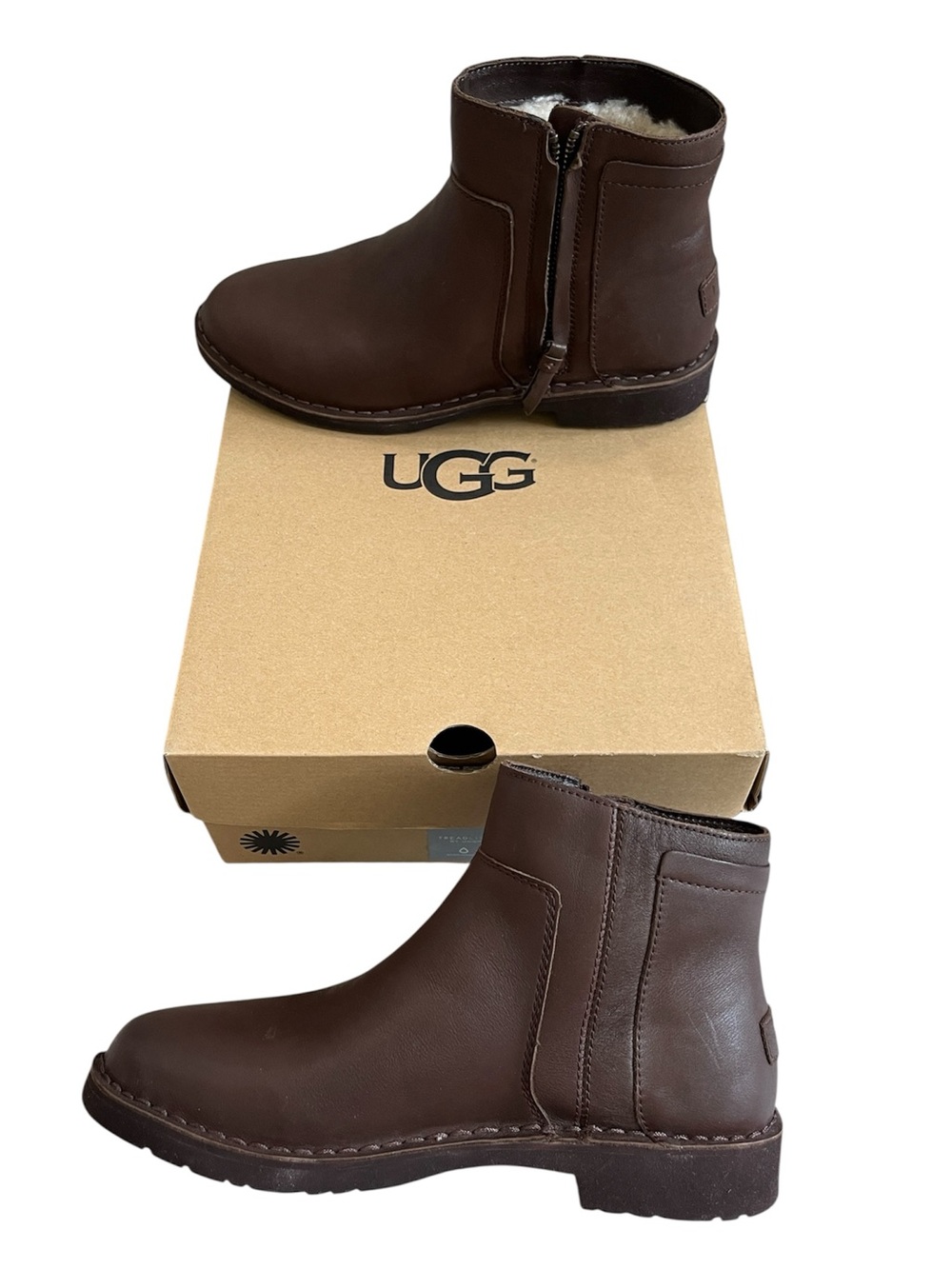 UGG Rea Leather Ankle Boots Shoes Stout Brown Women 9 Treadlite 1019191 NEW